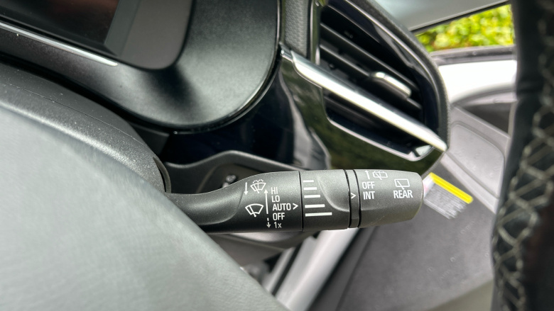 Vauxhall Corsa 100kW Elite Nav 50kWh 5dr Auto [7.4kWCh] Electric Hatchback